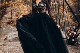 Gothic Wedding Dresses: 27 Non-Traditional Looks + FAQs