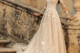 Lace Wedding Dresses: 36 Looks + Expert Tips