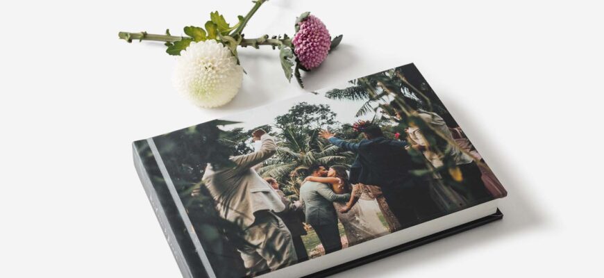 This Is The Easiest Way to Get—And Gift—Your Wedding Album | A Practical Wedding