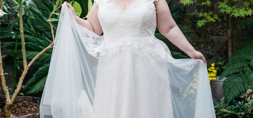 33 Gorgeous Plus Size Wedding Dresses For Every Style And Budget | A Practical Wedding