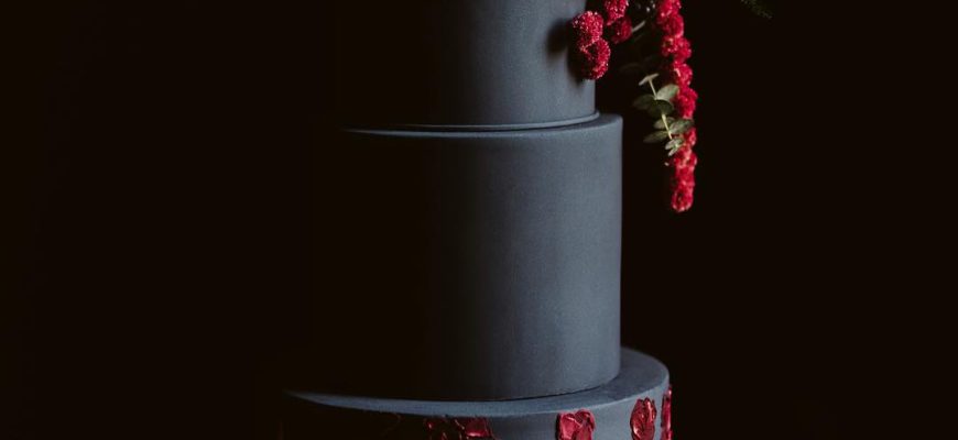 These Are The Best Wedding Cake Trends of 2020 | A Practical Wedding