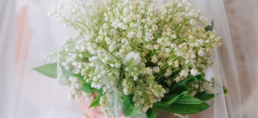 Enchanting Lily of the Valley Bouquets: Timeless Bridal Elegance