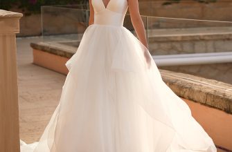 Simple Wedding Dresses: 27 Best Looks, Expert Tips / Faqs
