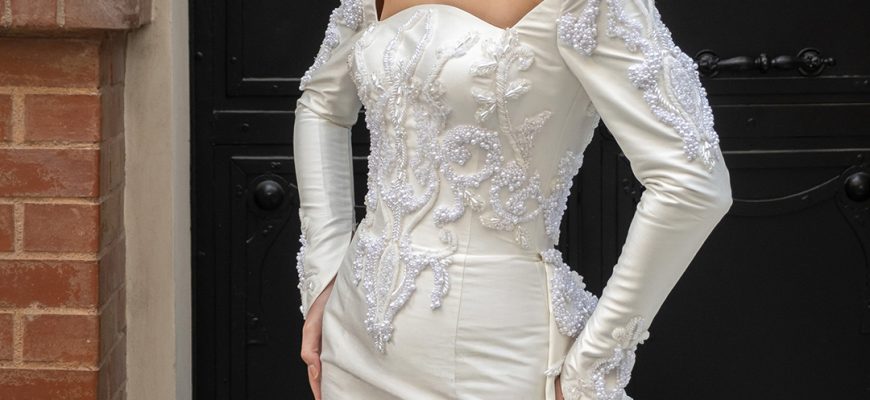 18 Long Sleeve Wedding Dresses + FAQs